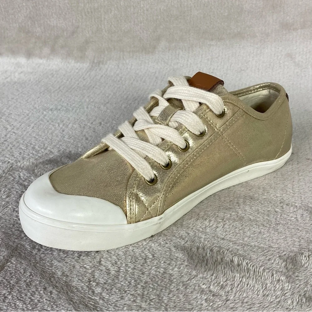 UGG‎ Shoes Girls Size 6 Gold Metallic Low Top Lace Up Casual Sneakers 1011823K